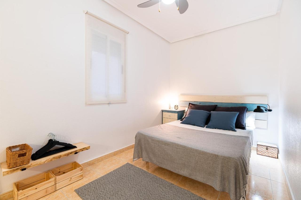 Apartamento Sunrise Apolo Torrevieja Exteriör bild